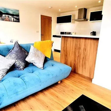 Cliftonville Heights - 2 Bed Home Away From Home Northampton Exterior photo