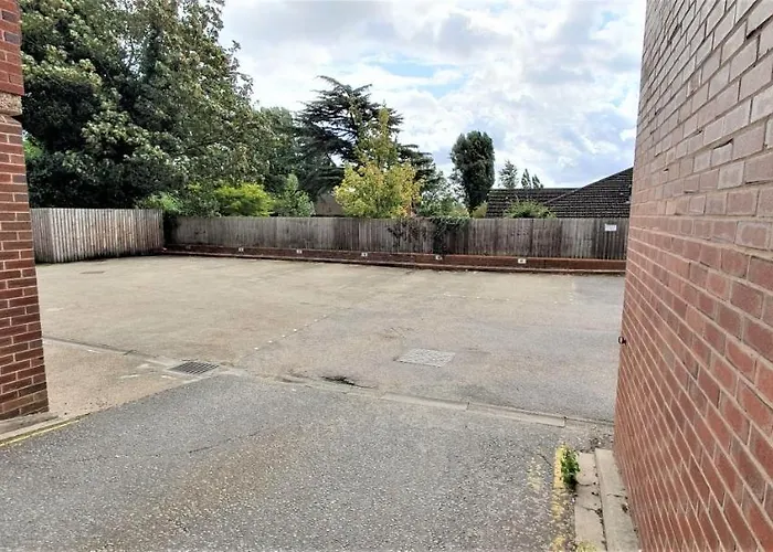 Cliftonville Heights - 2 Bed Home Away From Home